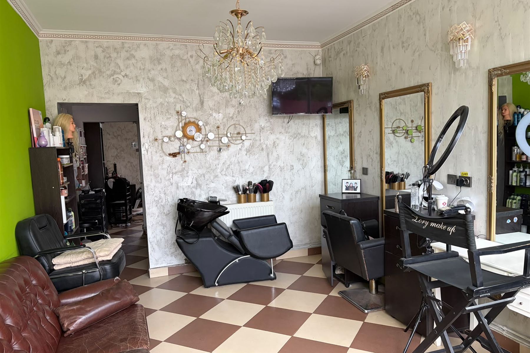Interiorul salonului Eveline